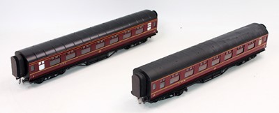 Lot 432 - Two Exley bogie coaches LMS: all/3rd open...
