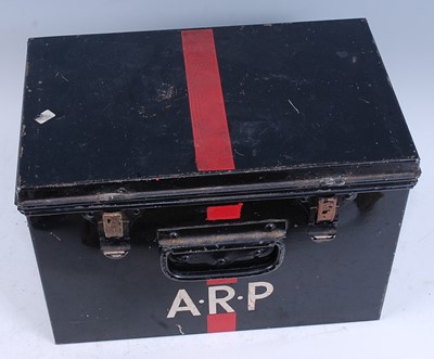 Lot 192 - A collection of WW II Home Guard items to...
