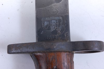Lot 2 - A British 1907 pattern bayonet, the 43cm...