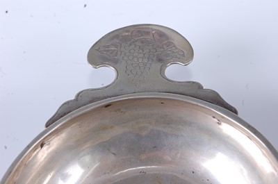 Lot 2194 - * A late 18th century(?) French silver...