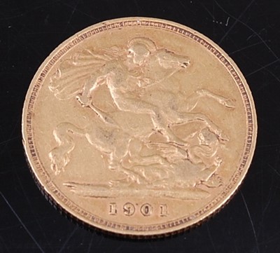 Lot 2080 - Great Britain, 1901 gold half sovereign,...