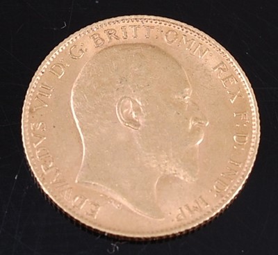 Lot 2084 - Great Britain, 1910 gold half sovereign,...