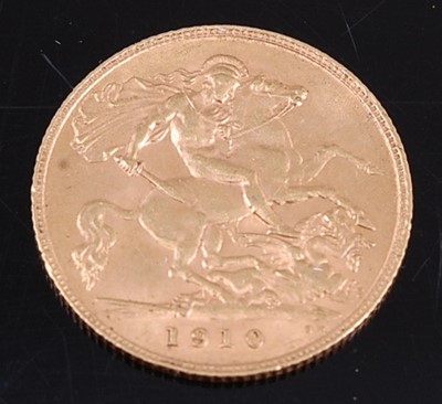 Lot 2084 - Great Britain, 1910 gold half sovereign,...