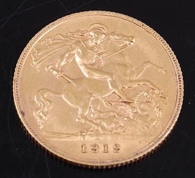 Lot 2089 - Great Britain, 1912 gold half sovereign,...