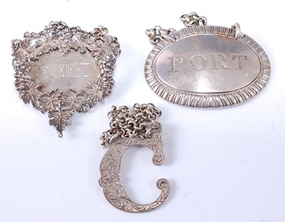 Lot 2235 - * A late Georgian silver decanter collar, of...
