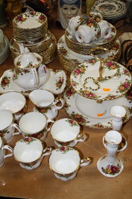 Lot 133 - A Royal Albert part tea and dinner service in...
