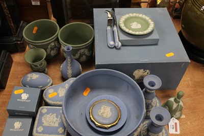 Lot 156 - A collection of Wedgwood jasper wares, to...