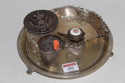 Lot 292 - An Edwardian silver bonbon dish, of pierced...