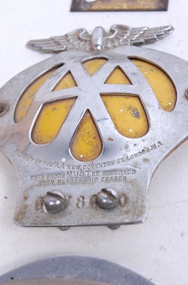 Lot 371 - A collection of car badges, to include an AA...