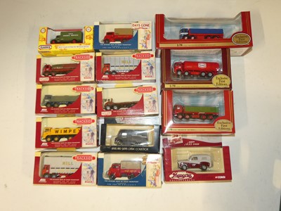 Lot 1513 - Two boxes of modern issue boxed models, to...