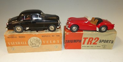 Lot 1574 - A box of Victory Models Vauxhall Velox;...