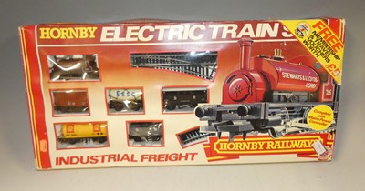 Lot 1584 - Two boxed Hornby sets, being Industrial...