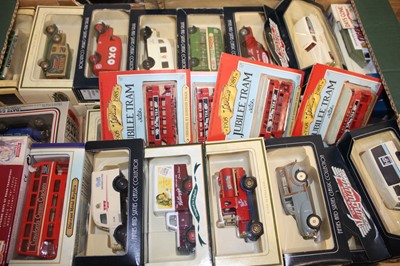 Lot 619 - Two boxes of assorted modern issue diecast, to...