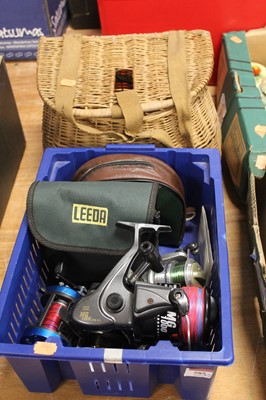 Lot 585 - An MG 1000 fishing reel and several further...