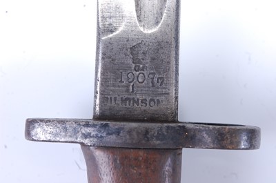 Lot 146 - A British 1907 pattern bayonet, the 43cm...