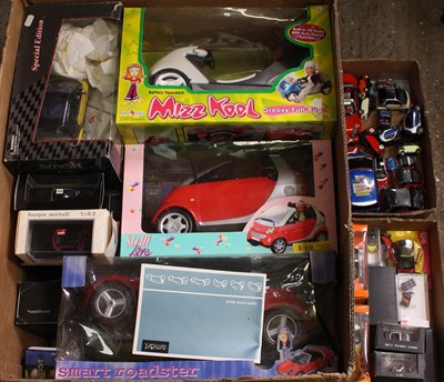 Lot 929 - 1 very large box of Smart cars both boxed and...