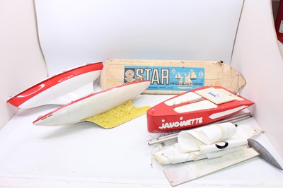 Lot 1413 - a small collection of 3 boats as follows: 
A...