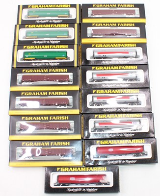 Lot 528 - Fifteen Farish N gauge bogie goods vehicles: 6...