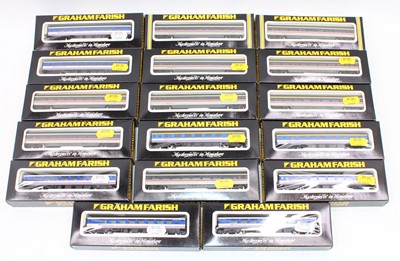 Lot 539 - Seventeen Farish N gauge bogie coaches:...