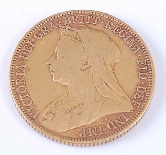Lot 2019 - Great Britain, 1889 gold full sovereign,...