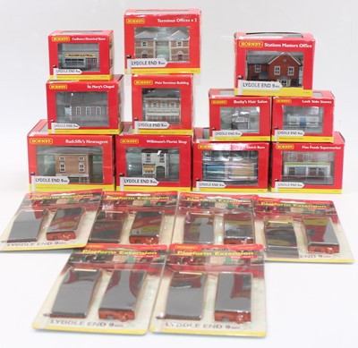 Lot 592 - Hornby N gauge Lyddle End items: Main terminus...