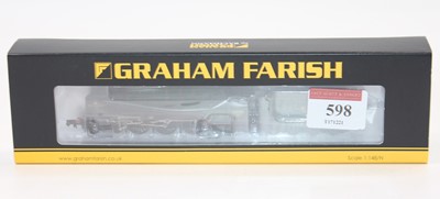 Lot 598 - Bachmann/Farish N gauge loco & tender 372-801...