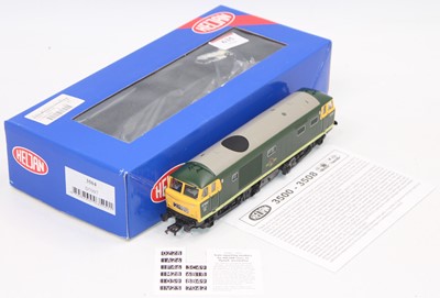 Lot 635 - Heljan class 35 Hymek D7087 two tone green, (M-...