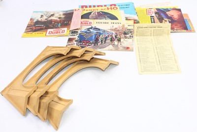 Lot 644 - Various Hornby Dublo and AchO items: AchO...