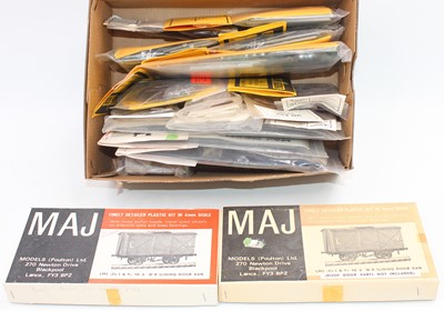 Lot 440 - 20 mainly plastic wagon kits by MAJ and Ian...