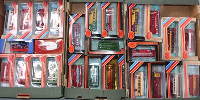 Lot 946 - 3 trays of EFE boxed buses in 1:76 scale, to...