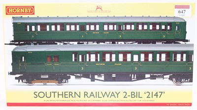 Lot 647 - R3161B Hornby Southern green 2-BIL EMU 2147...