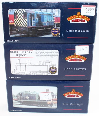 Lot 699 - Three Bachmann Branchline locos: 32-107 Class...