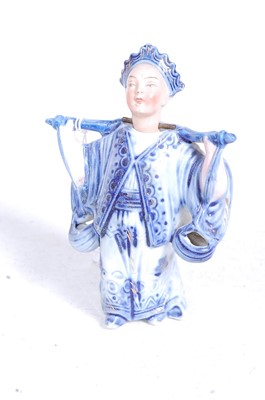 Lot 33 - An 18th century Chinese blue and white glazed...