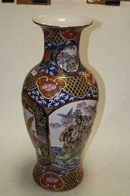 Lot 155 - A 20th century Chinese enamel painted vase, of...