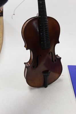 Lot 127 - A 20th century student's violin, cased