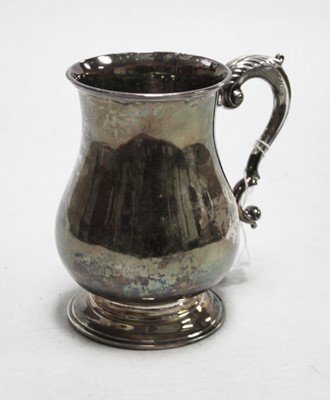 Lot 281 - A late Victorian silver tankard of bell shape...