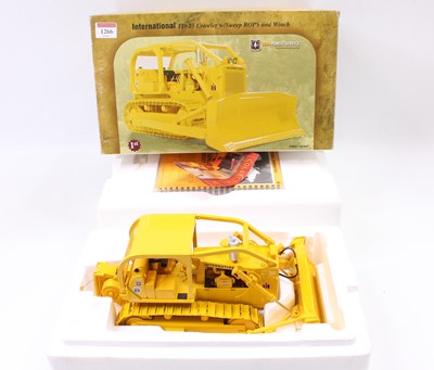 Lot 1266 - First Gear No.79-0182 1/25th scale diecast...