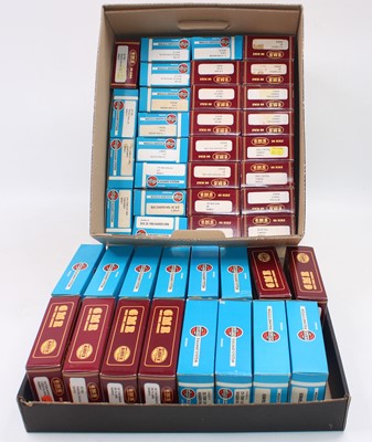 Lot 459 - 44 boxed Airfix and GMR 00 Gauge Wagons and...