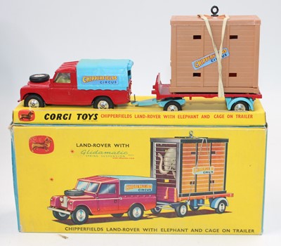 Lot 1984 - A Corgi Gift Set 19 Chipperfield Circus...