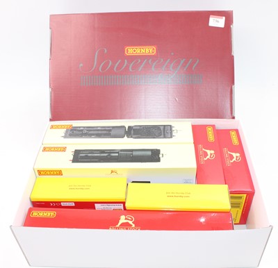 Lot 736 - R3945 Hornby Train pack No.1 comprising R3463...