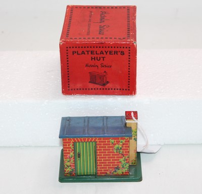 Lot 200 - 1930-4 Hornby Platelayer’s Hut, opening...