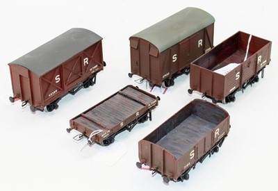 Lot 243 - Five kit built 0 gauge Southern wagons,...