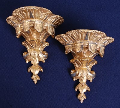 Lot 2427 - * A pair of 19th century giltwood wall...