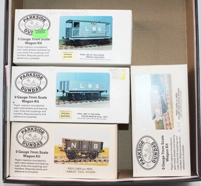 Lot 315 - Four Parkside Dundas wagon 0 gauge kits PS06...
