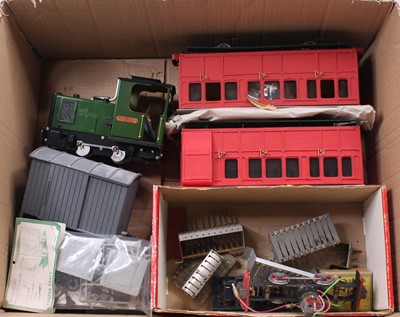 Lot 323 - Large tray of SM32/O garden railway items: 0-4-...