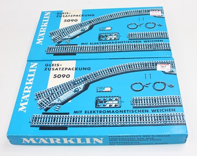 Lot 767 - Two Marklin HO 5090 track pack:- 2 points, 2...