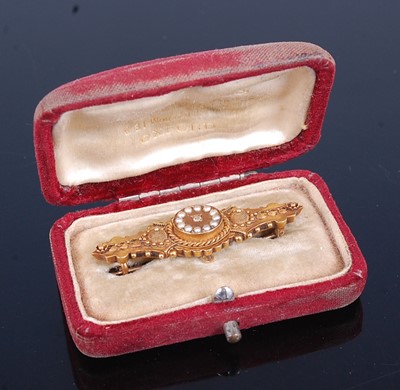 Lot 2777 - A late Victorian 15ct gold, seed pearl and...