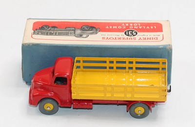 Lot 1737 - Dinky Toys No. 531 Leyland Comet cement lorry...