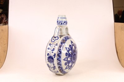 Lot 14 - A reproduction Chinese style blue and white...