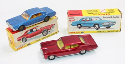 Lot 1781 - 2 Dinky Toys consisting of: No. 173 Pontiac...